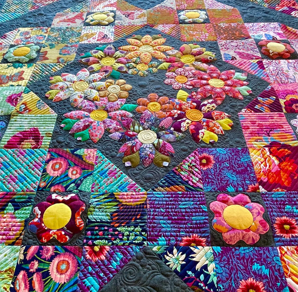 Islas Secret Garden Quilt